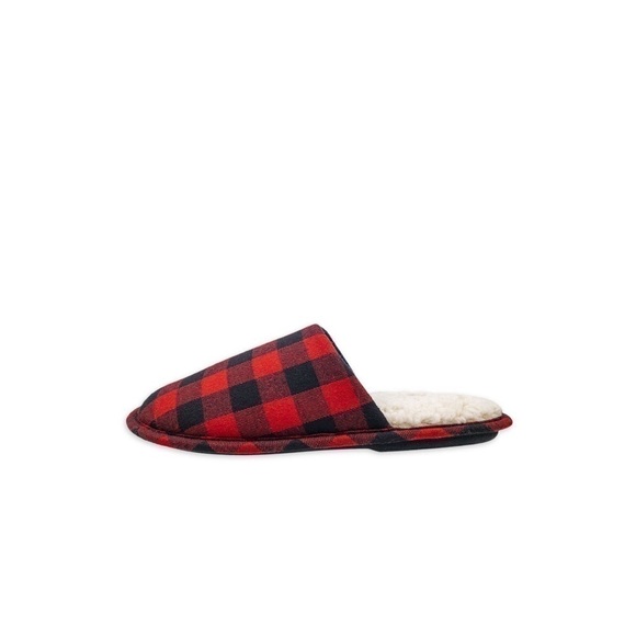 Men’s slip on red and black Buffalo plaid slippers with Sherpa insole - Picture 4 of 5